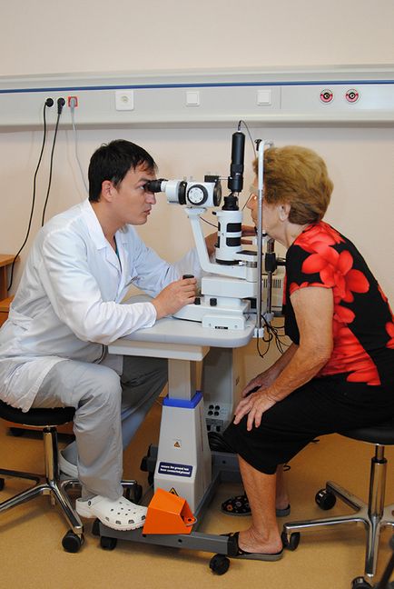 Зелений лазер допоможе пацієнтам з проблемами зору - МБУЗ ​​г