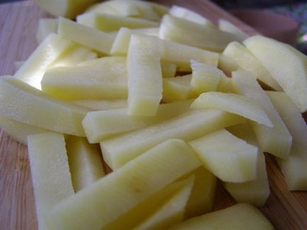 Смажена картопля звичайна з грибами, цибулею і салом - ділюся секретним рецептом приготування!