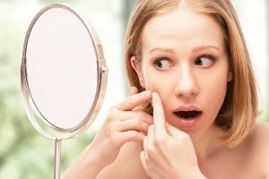 Жирові прищі на обличчі причини появи і методи лікування