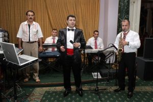 Azerbajdzsán esküvő (ceremoniamester ilham)