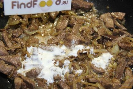 Máj Stroganoff recept egy fotó