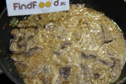 Carne de vită Stroganoff din rețeta ficatului cu fotografie