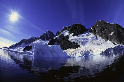 Strâmtoarea Bering - două maluri de Siberia și Alaska - apă - o sursă de frumusețe și de tineret