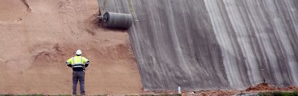 Pânză de beton, consolidarea zidurilor de fundație