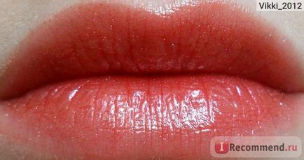 Luciu de buze avon plump pout - 