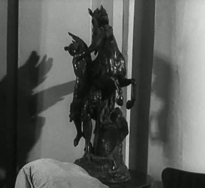 Un cal de bronz din film - un roman de serviciu - în ce alte filme a fost filmat