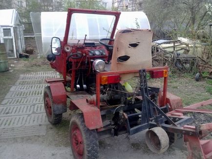 Facem un mini tractor din louaz cu mâinile noastre, o privire de ansamblu