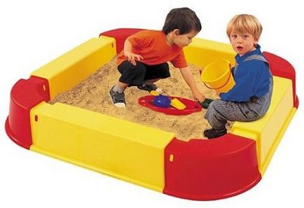 Nisipul pentru copii la dacha și alegerea nisipului de calitate pentru umplere