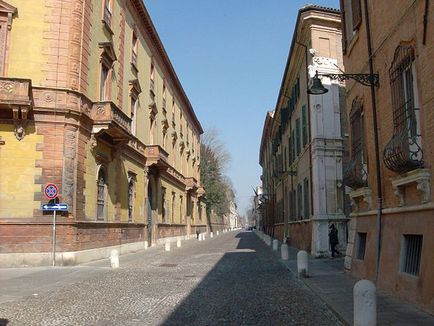 În și în jurul Ferrara, în Italia