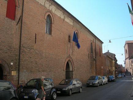 Ferrara Italia - ce să vezi într-o zi