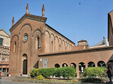 Ferrara Italia - ce să vezi într-o zi