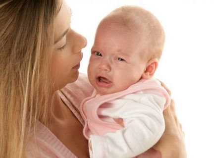 Глисти у грудничка симптоми і чи можуть бути глисти у немовляти