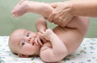 Глисти у грудничка симптоми і чи можуть бути глисти у немовляти