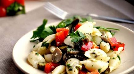Італійський салат з макаронами новизна в вашому меню