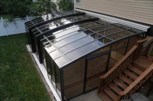 Din ceea ce este mai bine pentru a face un acoperiș pentru caracteristică terasă și descrierea utilizării de policarbonat pentru