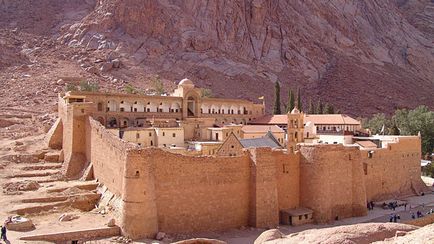 Hogyan juthat el a kolostor Szent Katalin a Mount Sinai egyedül, egy utazás az élet