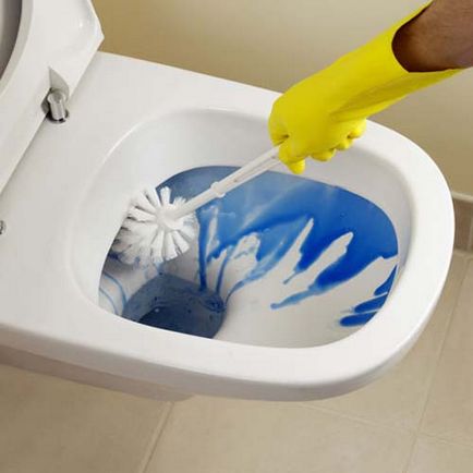 Cum de a curăța instrucțiunile video de toaletă cu privire la curățarea cu propriile mâini, cum să curățați capacul de galben,