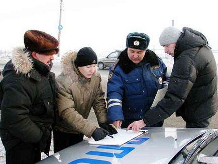 Як правильно поводитися за кордоном на своєму автомобілі