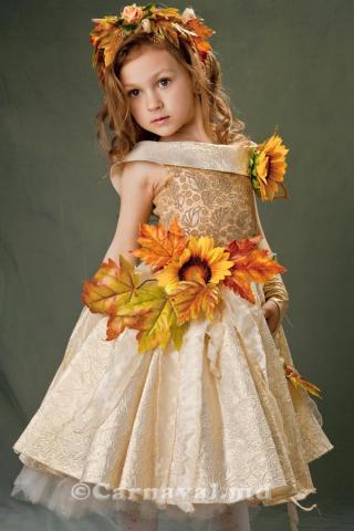 Як прикрасити дитяче плаття на осінній бал своїми руками