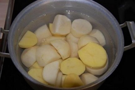 Cum se fierbe un cartof rotund