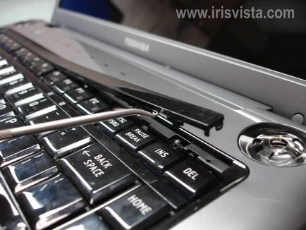 Як замінити екран і інвертор на ноутбуці toshiba satellite a305