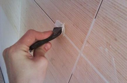 Hogyan, hogy felülírja a varrások a csempe helyesen fúga 6 lépésben (felülírás) Hogyan, hogy felülírja a varrások a csempe helyesen fúga 6 lépésben