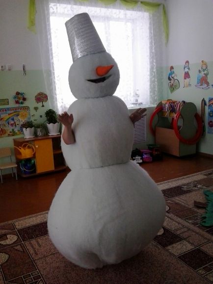 Costum de Snowman pentru petrecerea de Anul Nou