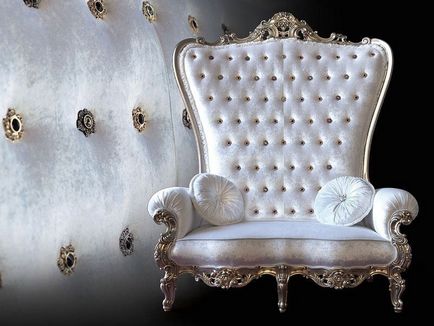 Scaun de scaun de la caspani pentru regi și regine