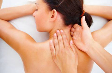 Масаж шийного відділу, спини і хребців шиї як проводиться вакуумний і класичний масаж,
