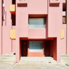 Багатоквартирний будинок - червона стіна - (la muralla roja) в іспанії, блог - приватна архітектура
