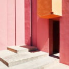 Casă de apartamente - perete roșu - (la muralla roja) în Spania, blog - arhitectură privată