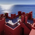 Багатоквартирний будинок - червона стіна - (la muralla roja) в іспанії, блог - приватна архітектура