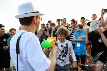 Puteți felicita! Tot actorul iubit Konstantin Khabensky a devenit a doua oară papă