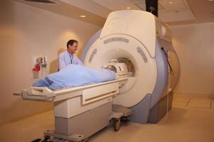 MRI az ágyéki keresztcsonti gerinc készítmény és eljárás lefolytatása