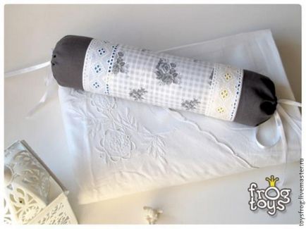 Наволочка на подушку у формі валика - ярмарок майстрів - ручна робота, handmade