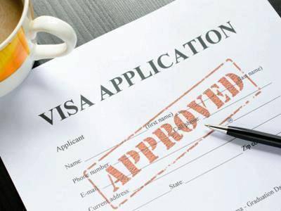 Am nevoie de o viză pentru a merge în țară pentru o lungă perioadă de timp, documente și termene?