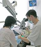 Microscop de operare în practica dentară