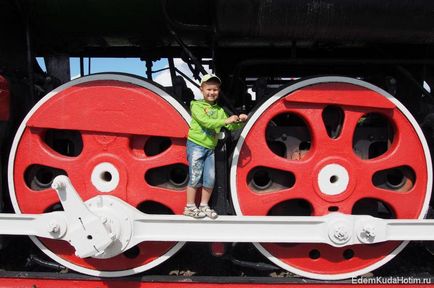 O excursie la muzeul de locomotive cu aburi din Nizhny Novgorod