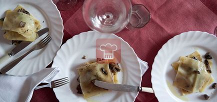 Ravioli deschis cu pui și ciuperci, revista culinară rămâne delicioasă