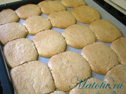 Печиво мигдальне - кулінарні покрокові рецепти з фотографіями