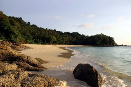 Beach Freedom (Szabadság strand) Phuket, hol van, hogyan lehet eljutni