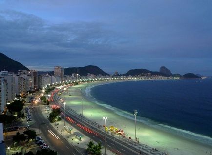 Plaja Copacabana (plaja copacabana) Rio de Janeiro, Brazilia - portalul turistic - lumea este frumoasa!