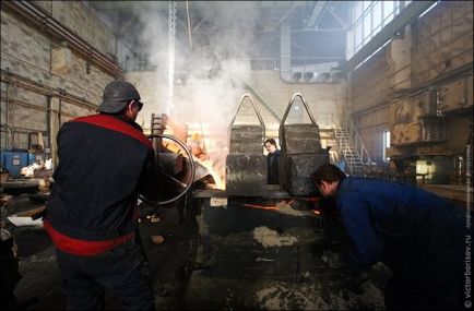 Fabricarea de monumente și sculpturi - dulap