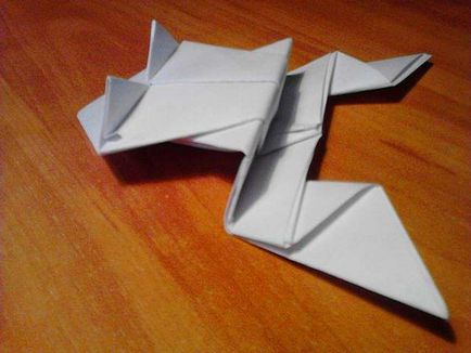 Elephant papírból (origami) - köze kezüket