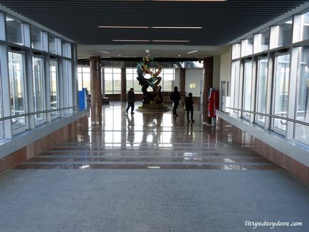 Stația de metrou Sofia, Varya Davydova, Bulgaria