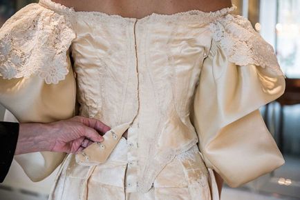 Rochie de mireasa, moștenită de 120 de ani