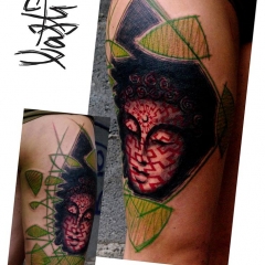 Tatuaj pe șolduri pentru fete, fotografie a tatuajului pe coapse