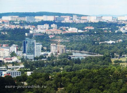 Turnul TV din Praga este cea mai înaltă clădire din Cehia