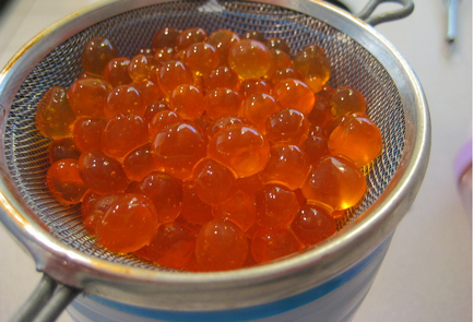 Cake - un butoi de miere cu caviar - o idee grozava! Detaliu de clasă master