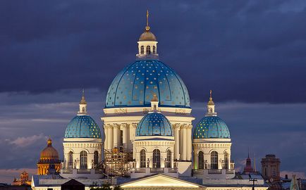 Catedrala Trinity și Catedrala Sfânta Treime a Lavrei Alexander Nevsky